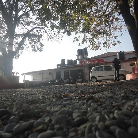Hotel Walnut Grove Masuri Exterior foto