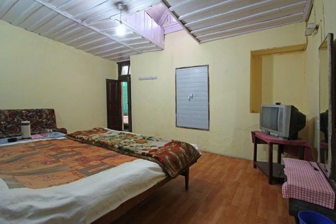 Hotel Walnut Grove Masuri Exterior foto