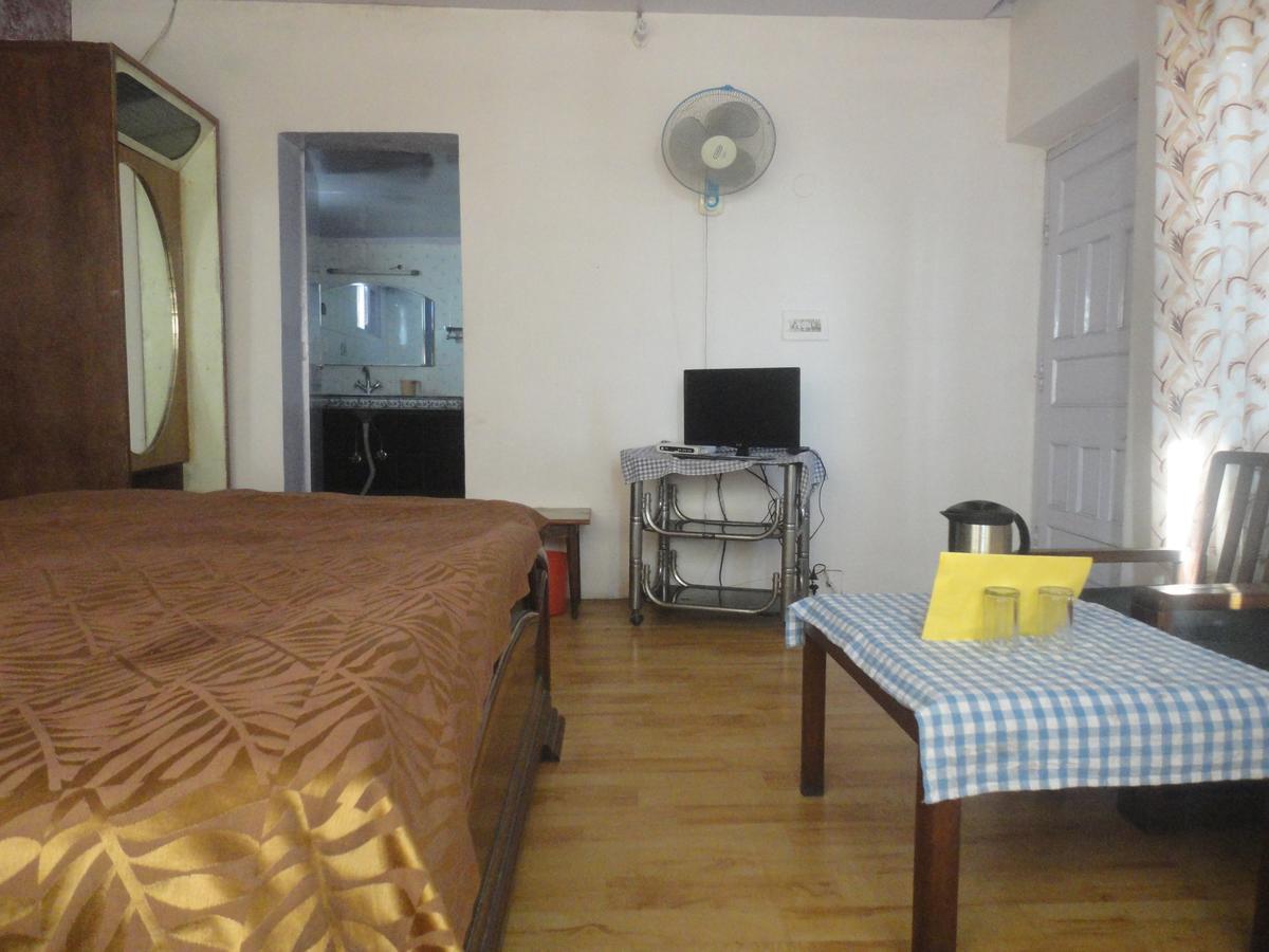 Hotel Walnut Grove Masuri Exterior foto