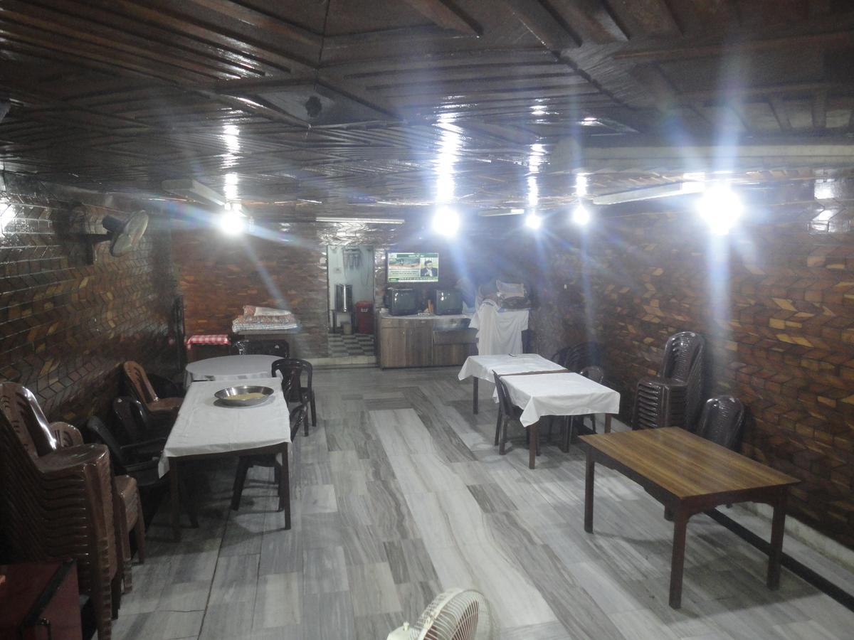 Hotel Walnut Grove Masuri Exterior foto
