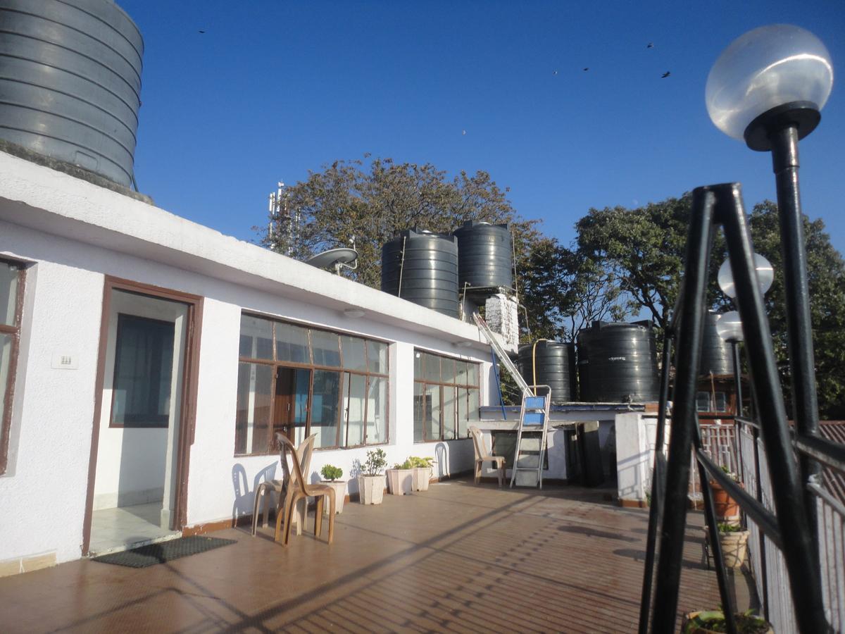 Hotel Walnut Grove Masuri Exterior foto