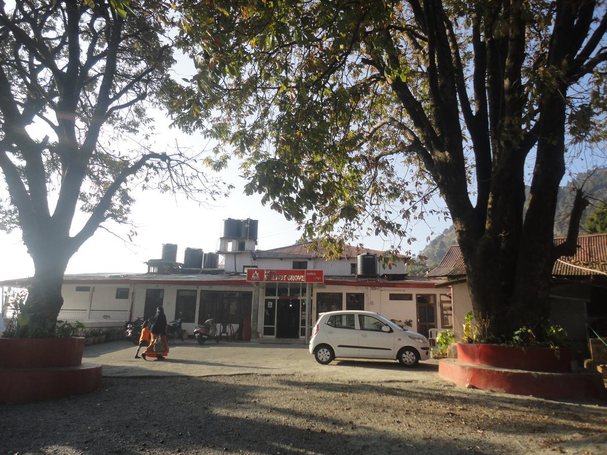 Hotel Walnut Grove Masuri Exterior foto